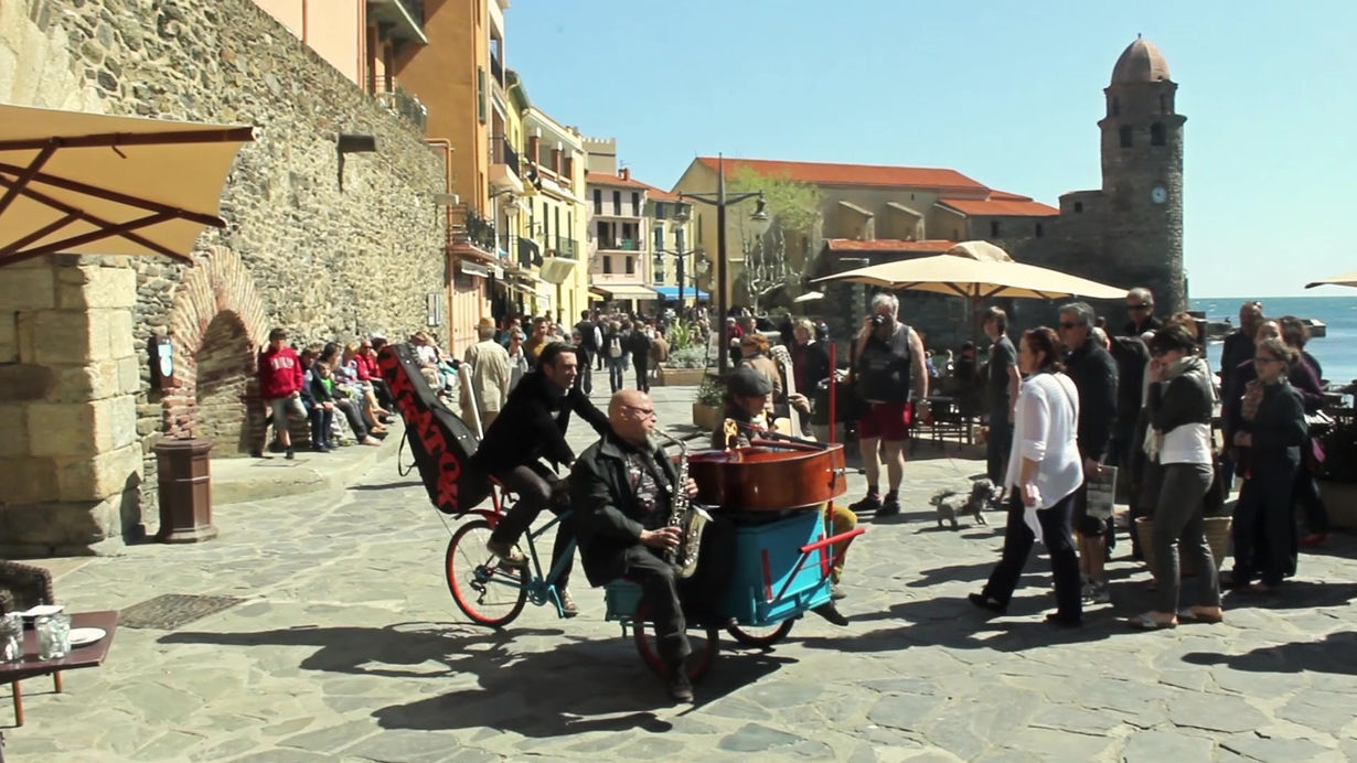ZYKATOK AND THE KARRIOLE / LES ORIGINES
